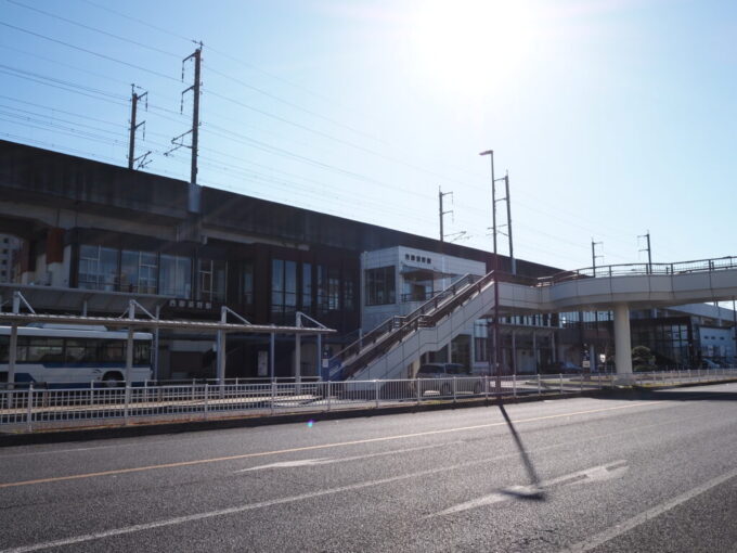 12月中旬冬晴れの西那須野駅