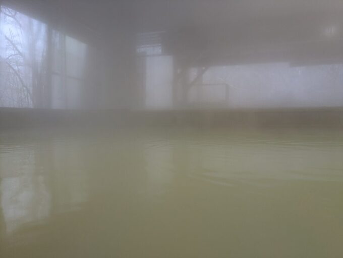 12月中旬塩原温泉郷元湯温泉秘湯元泉館湯に煙る誰もいない高尾の湯で連泊だからこそ味わえる静かな湯浴みを