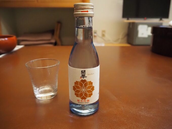 12月中旬塩原温泉郷元湯温泉秘湯の宿元泉館夜のお供に開華純米吟醸