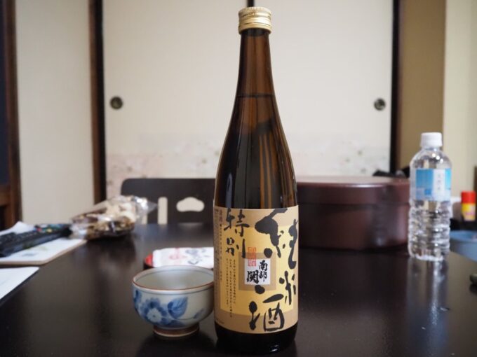 2月上旬冬の花巻台温泉松田屋旅館夜のお供に南部関特別純米酒
