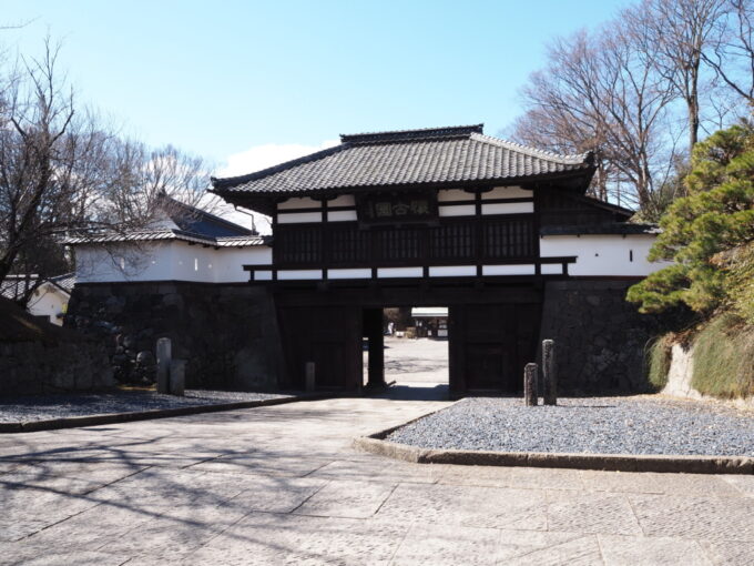 3月上旬初めての小諸小諸城址懐古園三之門
