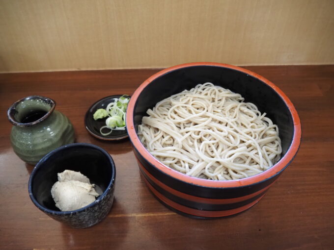 3月上旬初めての小諸小諸城址懐古園草笛小諸本店くるみそば