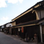 3月上旬初めての上田北国街道宿場町柳町立派なうだつが目を引く安原針灸院の建物