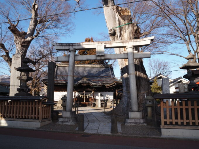 3月上旬初めての上田北国街道常田科野大宮社の鳥居