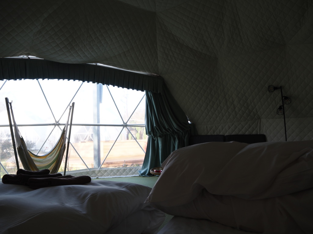 4月中旬那須温泉グランピングNenn（ネン）7mドームテントで迎える爽快な朝