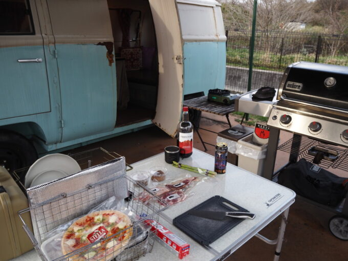 4月中旬那須温泉グランピングNenn（ネン）2泊目の夕食の準備に取り掛かる