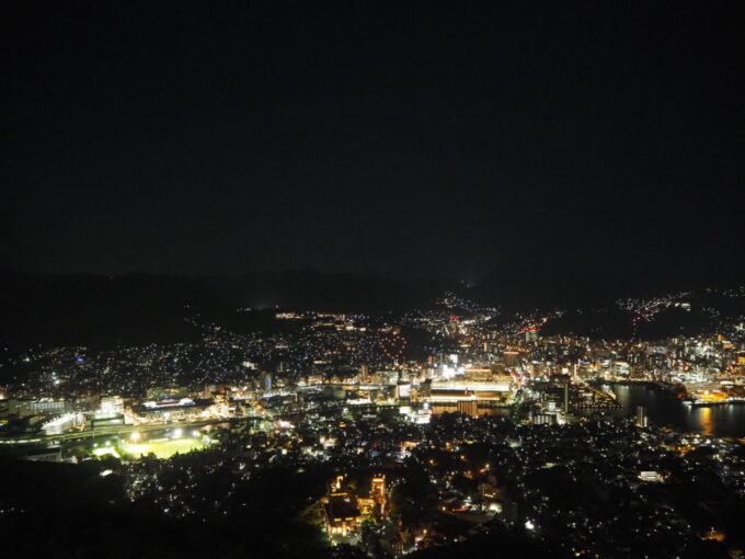 5月中旬26年ぶりの長崎稲佐山展望台から望む新世界三大夜景に選ばれた長崎の絶景