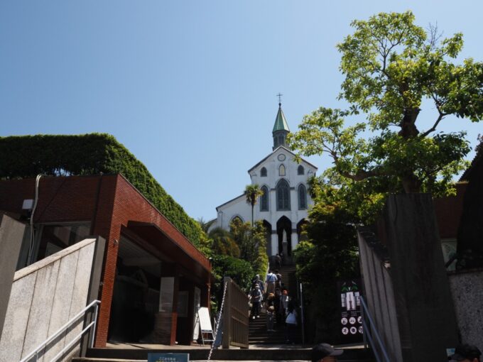 5月中旬26年ぶりの長崎幕末に建てられた白亜の大浦天主堂