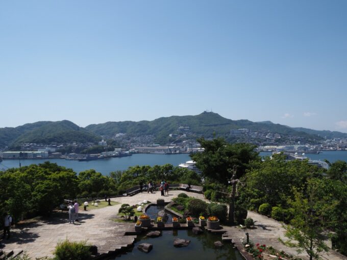 5月中旬26年ぶりの長崎グラバー園旧三菱第2ドックハウスベランダからの長崎港の眺望