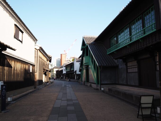 5月中旬26年ぶりの長崎出島に復元された当時の建物