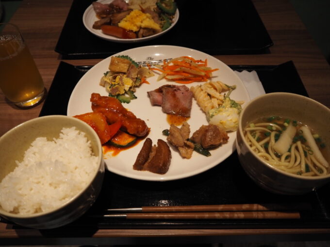 6月上旬いつもより半月早い八重山旅今年の滞在も朝食がおいしいThe BREAKFAST HOTEL PORTO石垣島1泊目朝食
