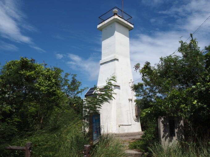 6月上旬いつもより半月早い八重山旅石垣島冨崎観音崎に建つ琉球観音埼灯台