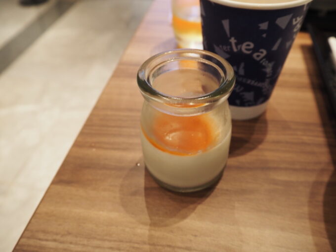 6月上旬いつもより半月早い八重山旅今年の滞在も朝食がおいしいThe BREAKFAST HOTEL PORTO石垣島6泊目朝食パンナコッタ自家製塩キャラメルソース掛け