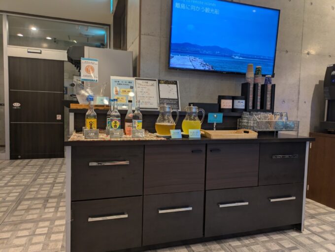 6月上旬いつもより半月早い八重山旅今年の滞在も朝食がおいしいThe BREAKFAST HOTEL PORTO石垣島コンド棟宿泊者は無料で楽しめるドリンクラウンジ