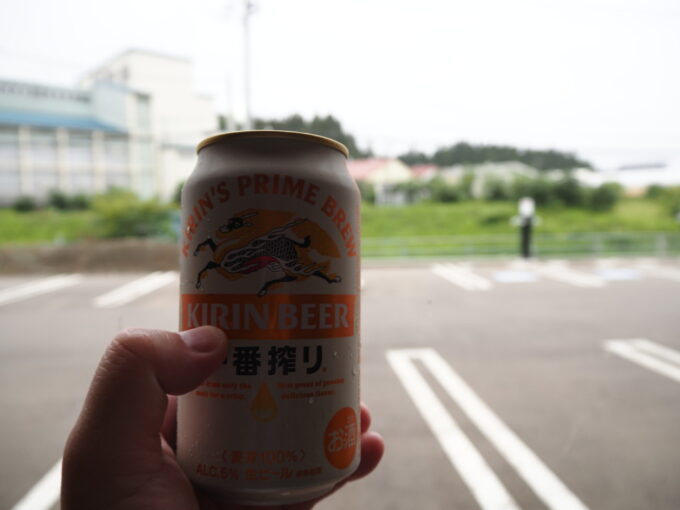 8月上旬夏の東北旅初めての三八上北東北町上北町温泉旅館水明湯上がりに冷たい一番搾り