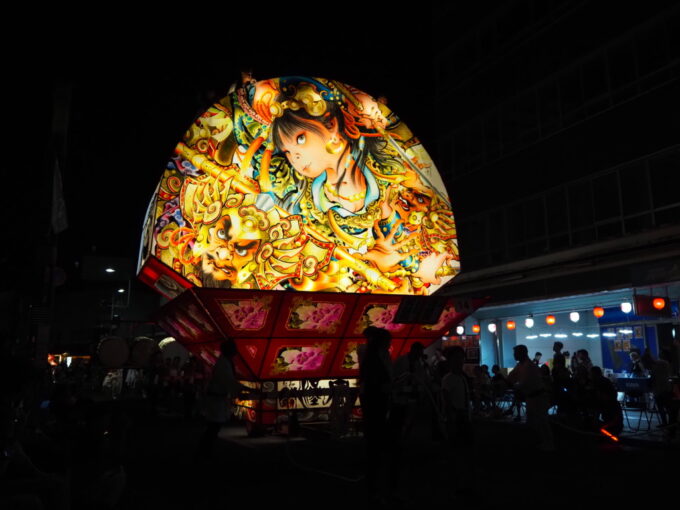 8月上旬夏の東北旅弘前ねぷた現代風のタッチの絵師も