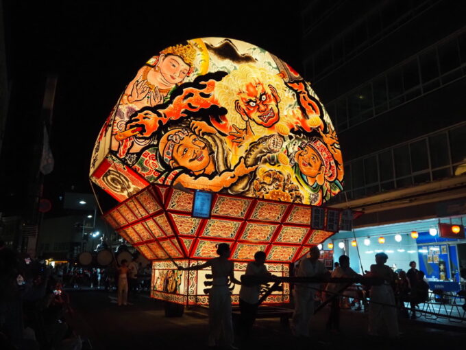 8月上旬夏の東北旅弘前ねぷた鬼伝説の残る鬼沢の鬼神様を描いた鏡絵