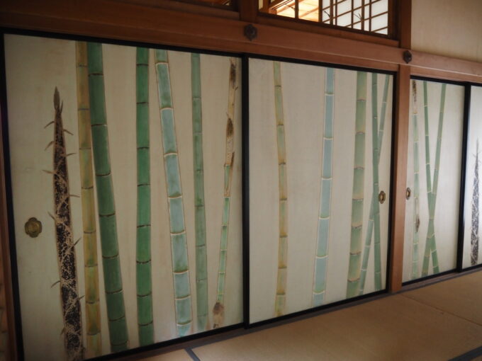 8月末日水戸初めての偕楽園好文亭奥御殿竹の間の生き生きとした襖絵