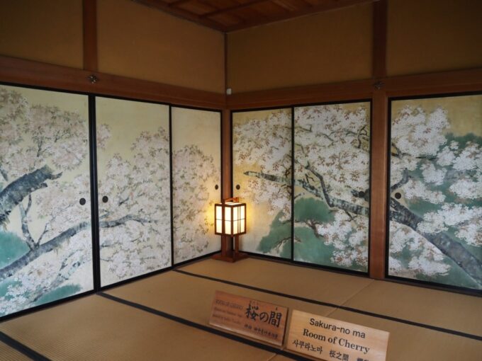 8月末日水戸初めての偕楽園好文亭奥御殿息を呑むような桜の間の襖絵