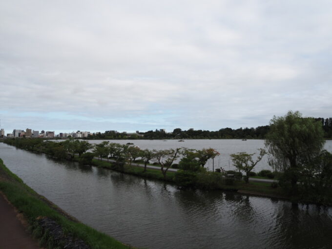 8月末日水戸千波湖と桜川