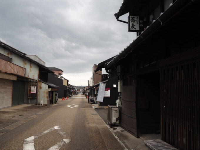 9月上旬7年ぶりの犬山雨に濡れしっとりとした情緒漂う城下町