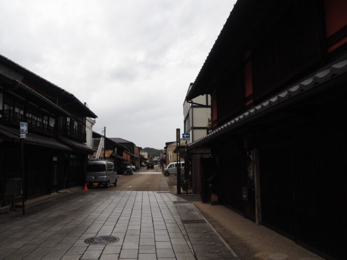 9月上旬7年ぶりの犬山雨に濡れ情緒あふれる城下町魚屋町